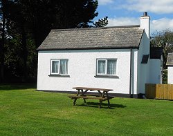 Morwenna  Holiday Cottage at Kennack Sands on the Lizard-